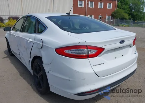 2016 Ford Fusion z USA, uszkodzony, nr VIN 3FA6P0HD5GR336286